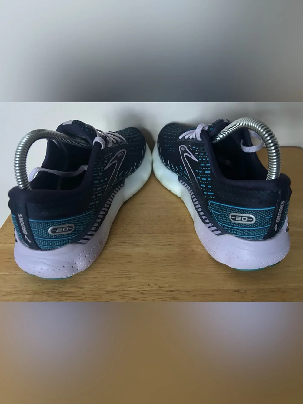 Brooks Womens Glycerin GTS 20 Blue lilac  Running Shoes Sneakers Size 8